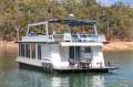 SARONG Houseboat Holiday Home at Lake Eildon:Sarong on Lake Eildon
