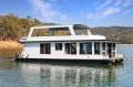 SARONG Houseboat Holiday Home at Lake Eildon:Sarong on Lake Eildon