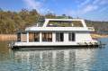 SARONG Houseboat Holiday Home at Lake Eildon:Sarong on Lake Eildon