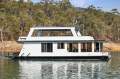 SARONG Houseboat Holiday Home at Lake Eildon:Sarong on Lake Eildon