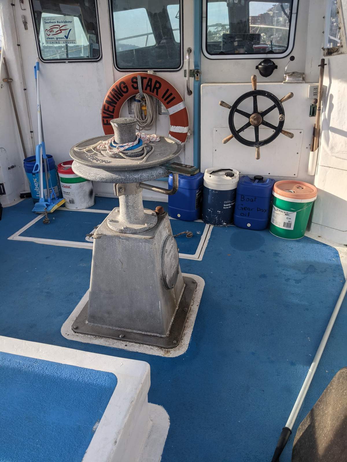 Pot hauler and hydraulic pump