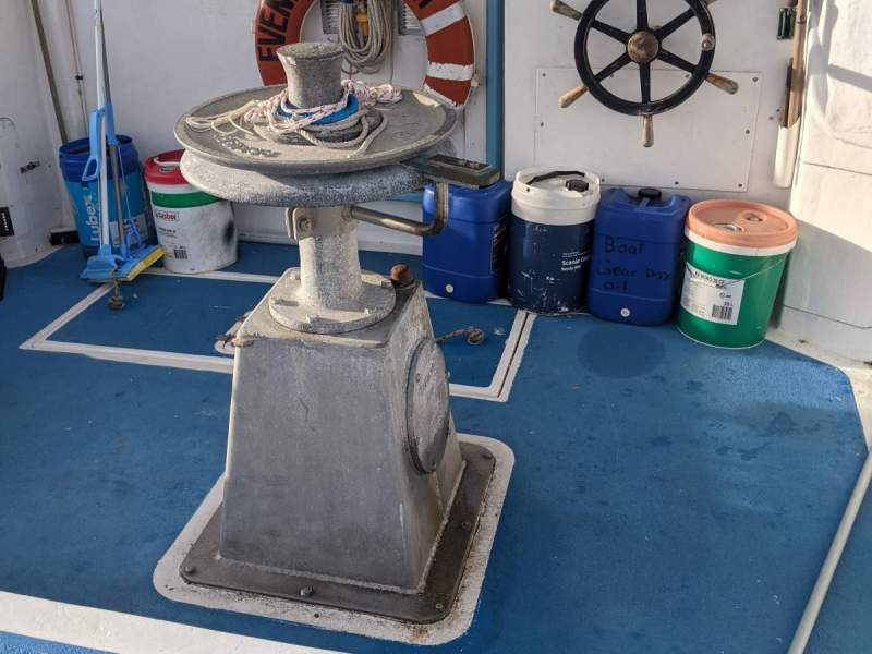Pot hauler and hydraulic pump