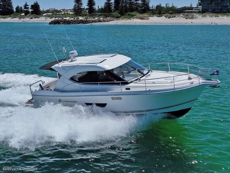 Riviera 3600 Sport Yacht with Joystick for easy docking