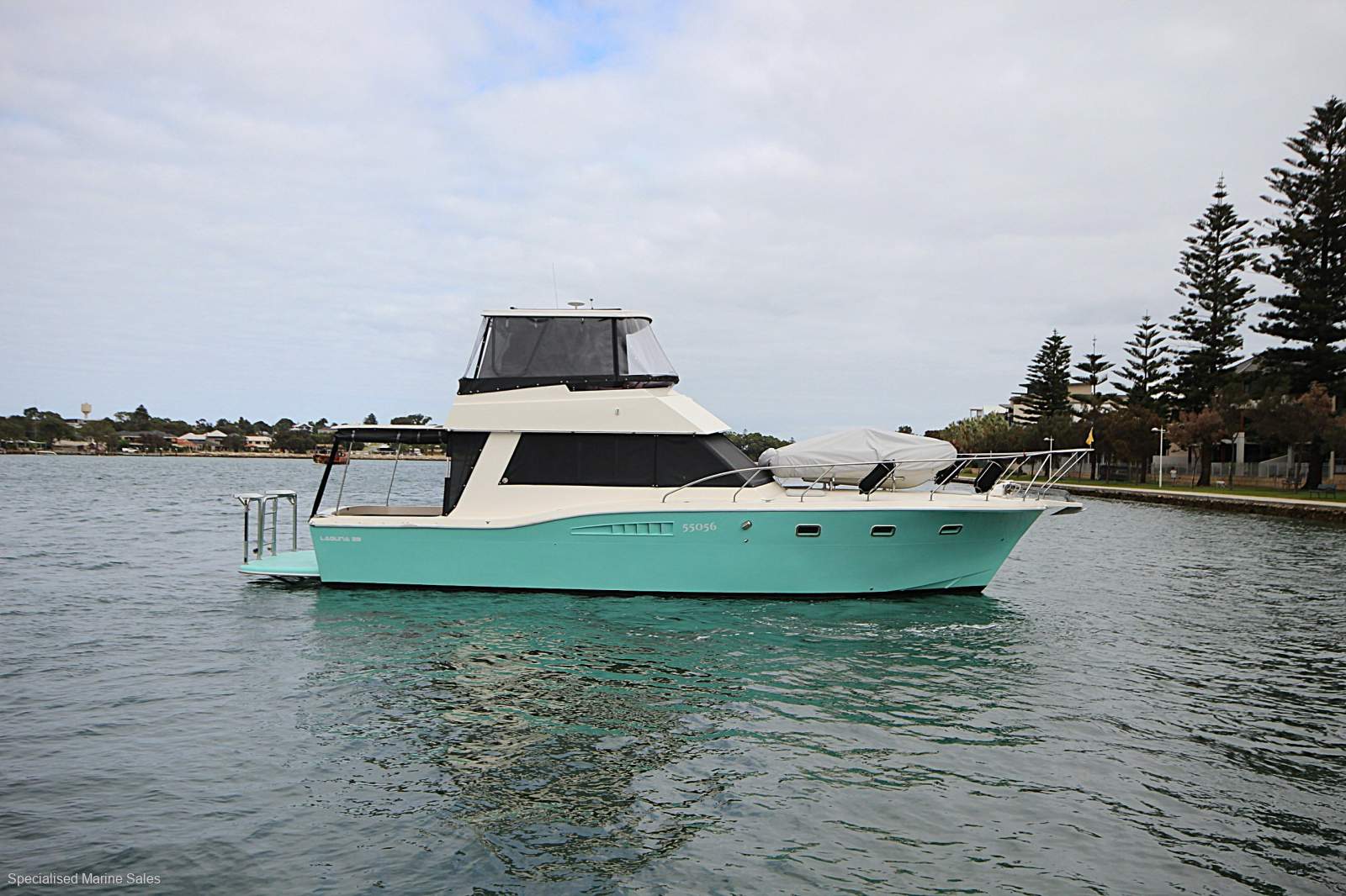 Laguna 38 Flybridge *** YOU WONT FIND BETTER *** $ 249,000 ***