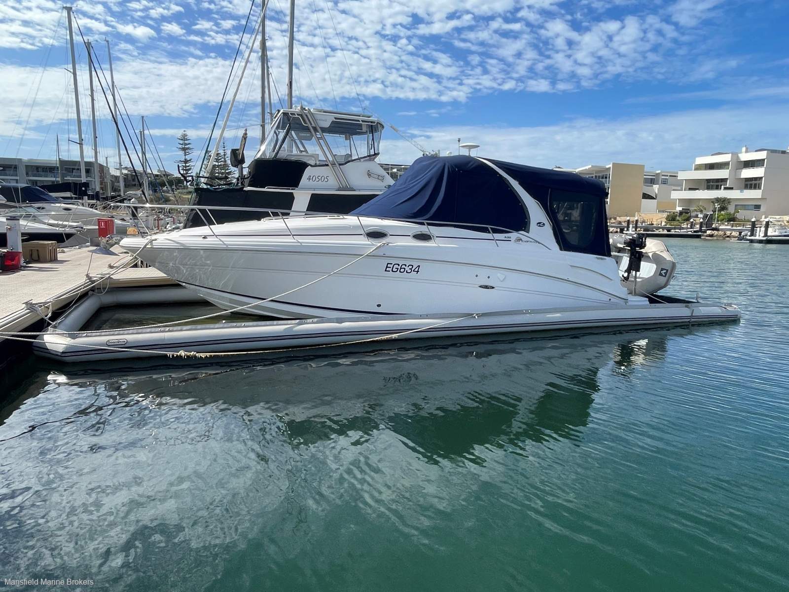 Sea Ray 335 Sundancer