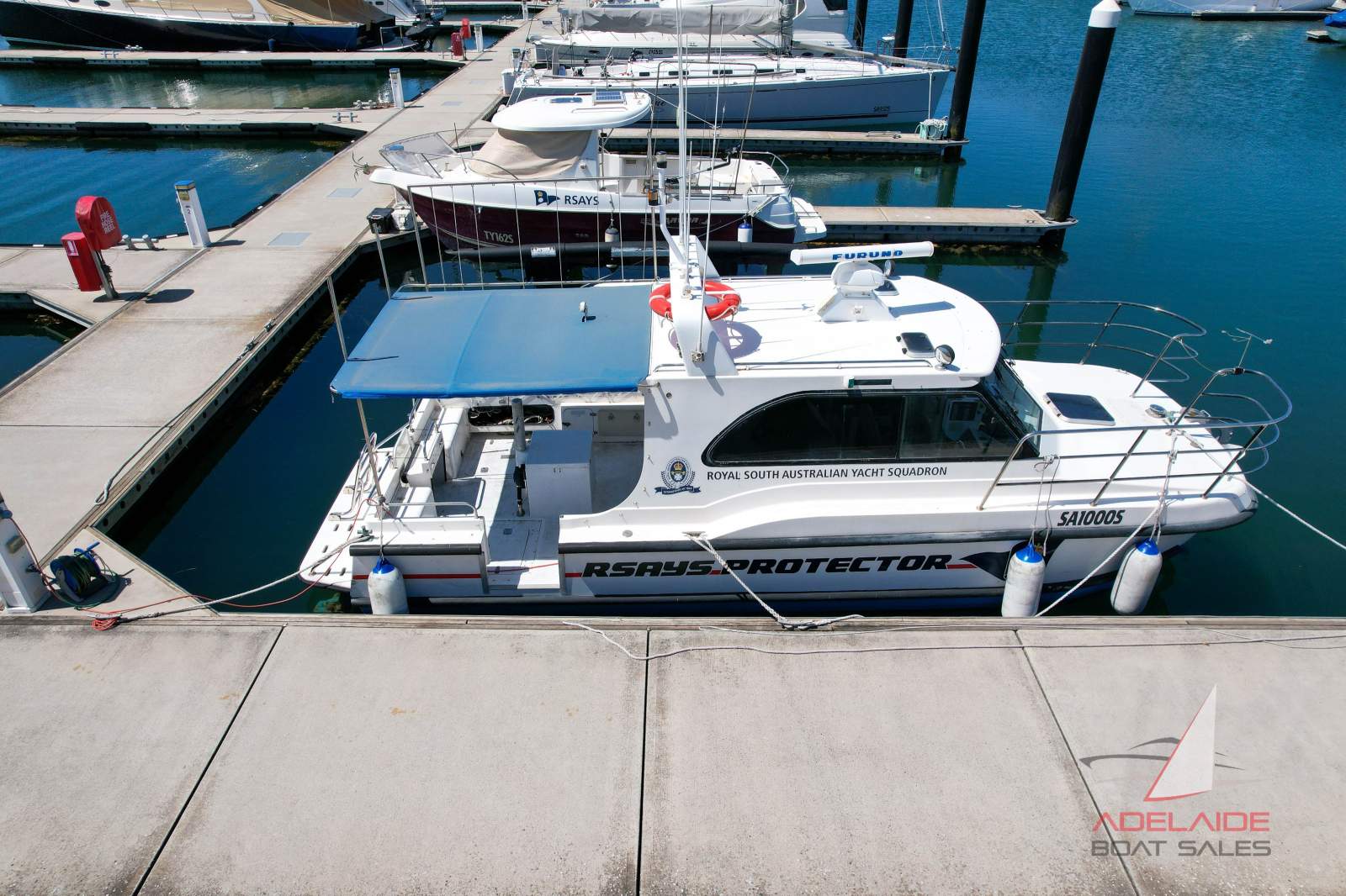 Leisurecat 9000 Custom Ex SA Police vessel