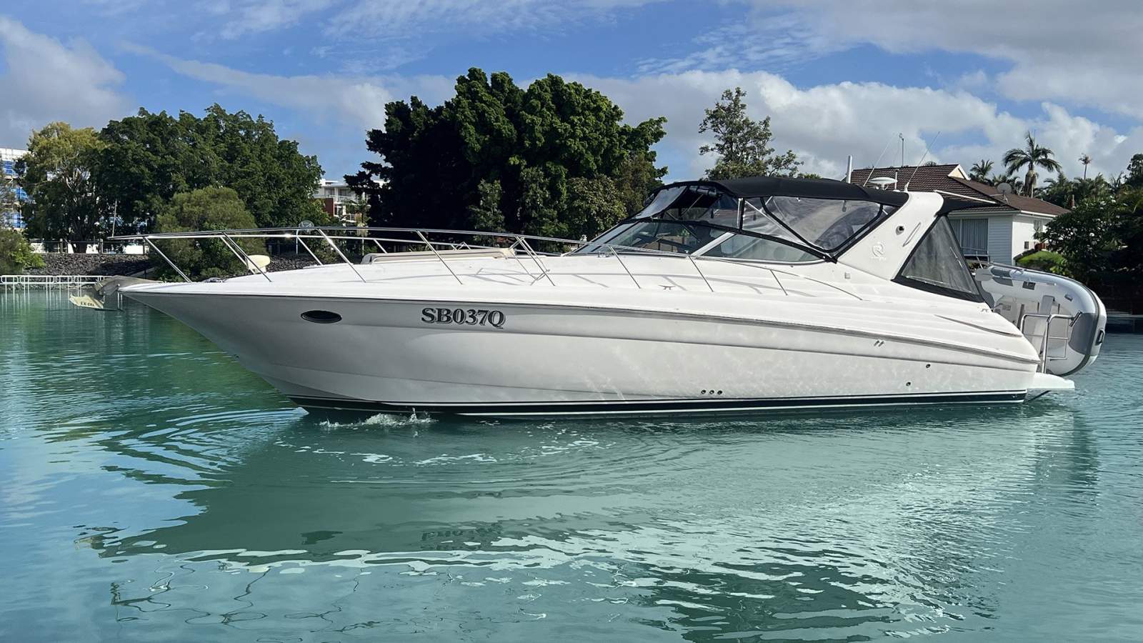 Riviera M370 Sports Cruiser