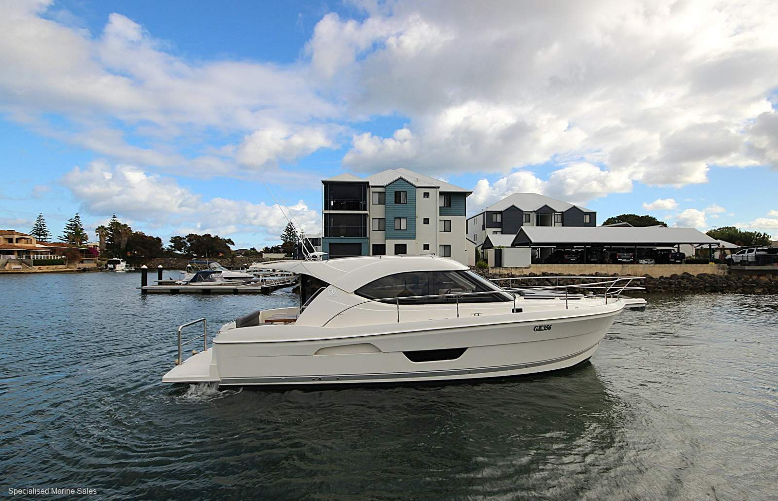 Riviera 3600 Sport Yacht Series 11 *** PERFECT FAMILY BOATING *** $ 469,000 ***