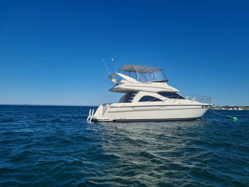 Maxum 4100 SCB
