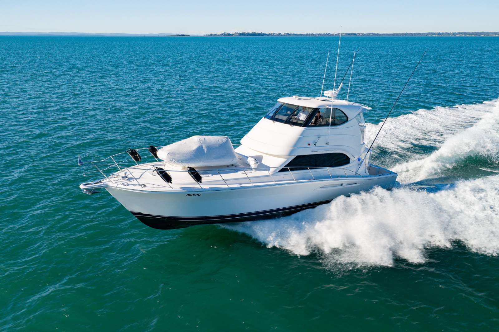 Riviera 51 Enclosed Flybridge