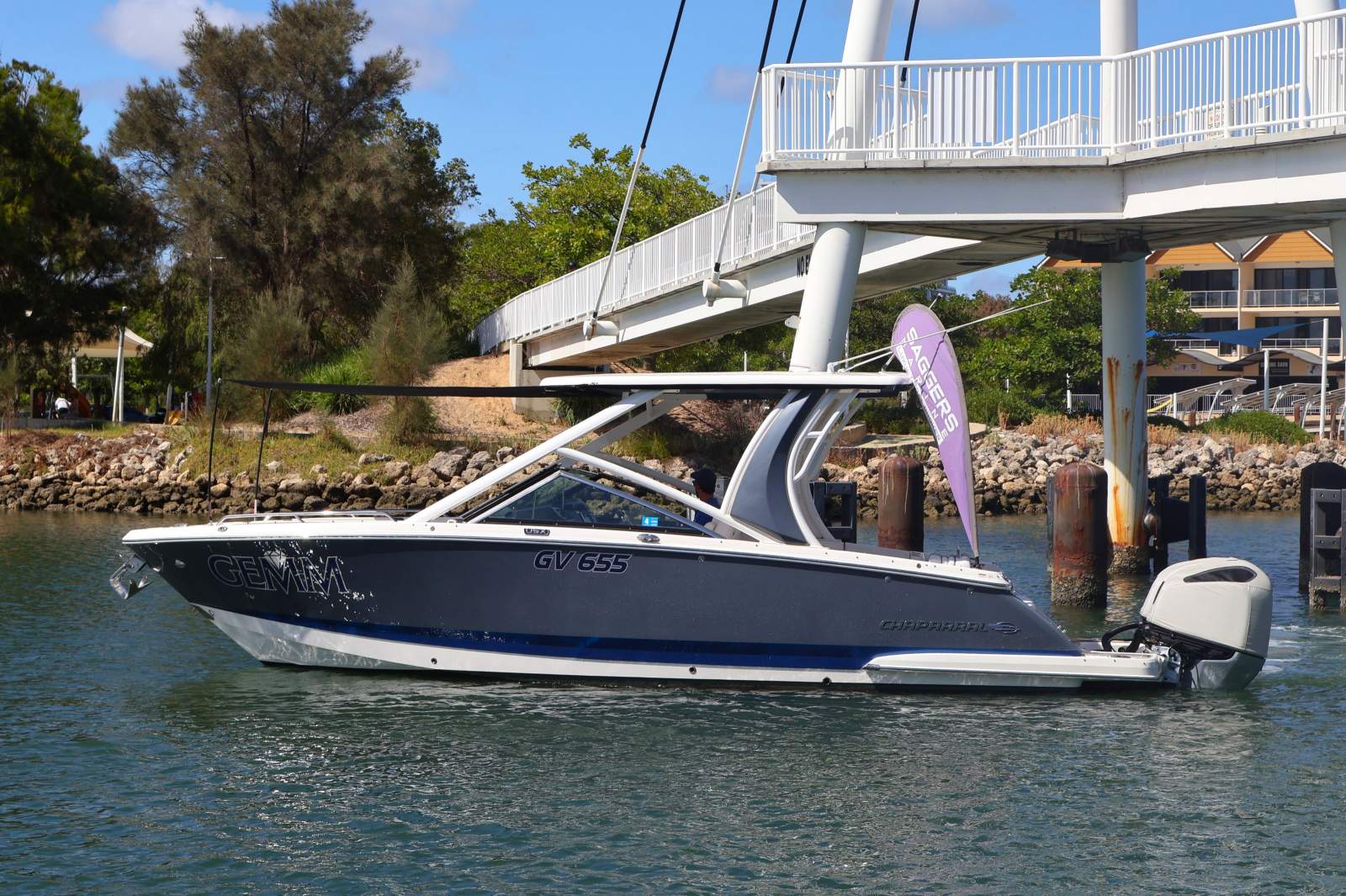 Chaparral 280 OSX