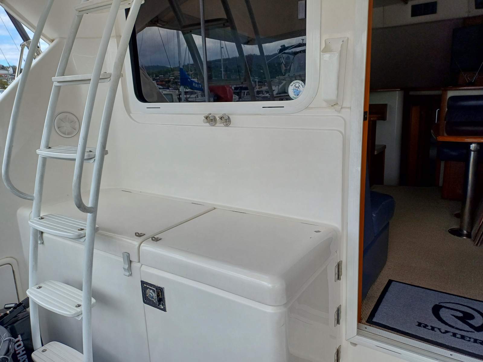 Sunset Boulevard Riviera 37 Flybridge Twin 370hp Cummins. Set up for offshore fishing Boat Brokers of Tasmania