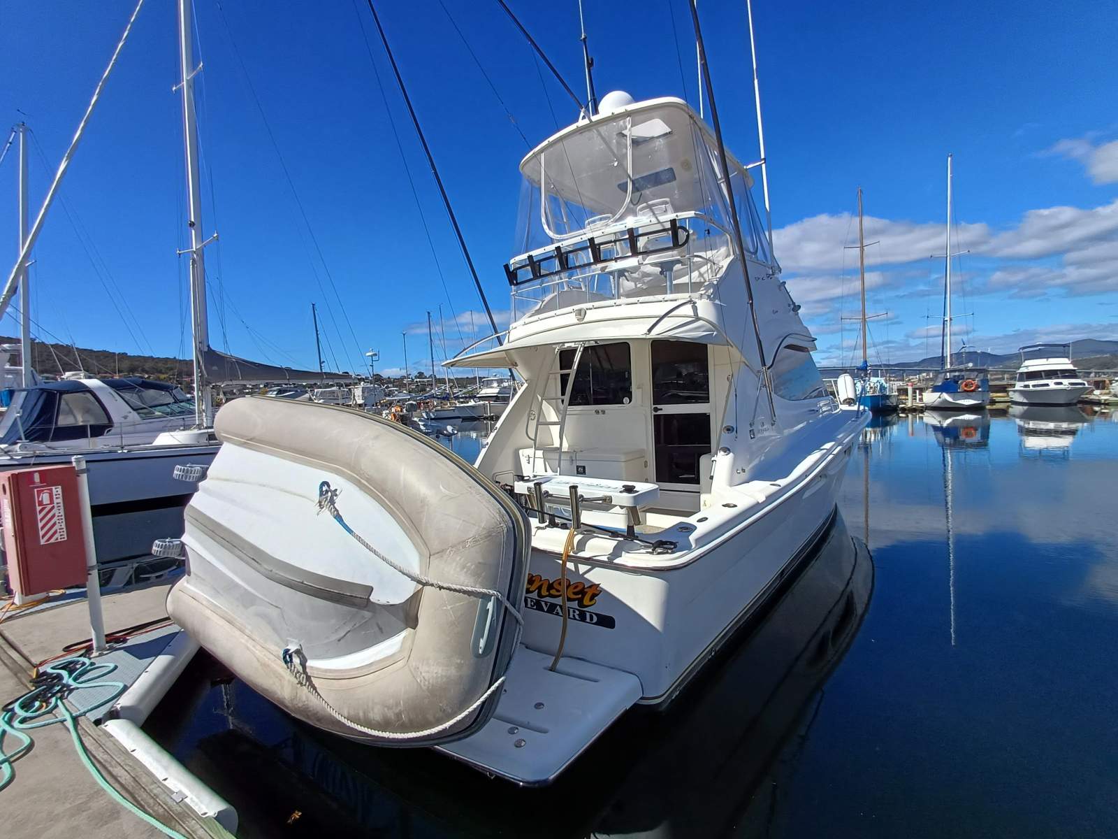 Sunset Boulevard Riviera 37 Flybridge Twin 370hp Cummins. Set up for offshore fishing Boat Brokers of Tasmania