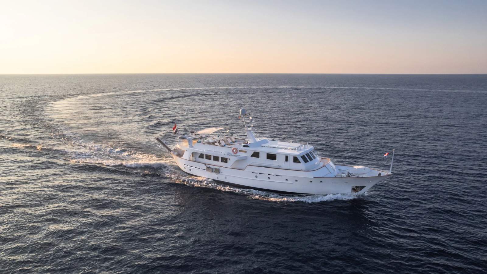De Vries Ocean Explorer - Stunning refit in 2022