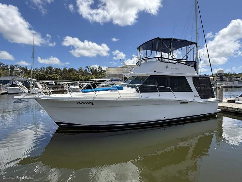 Mariner 3400 Flybridge