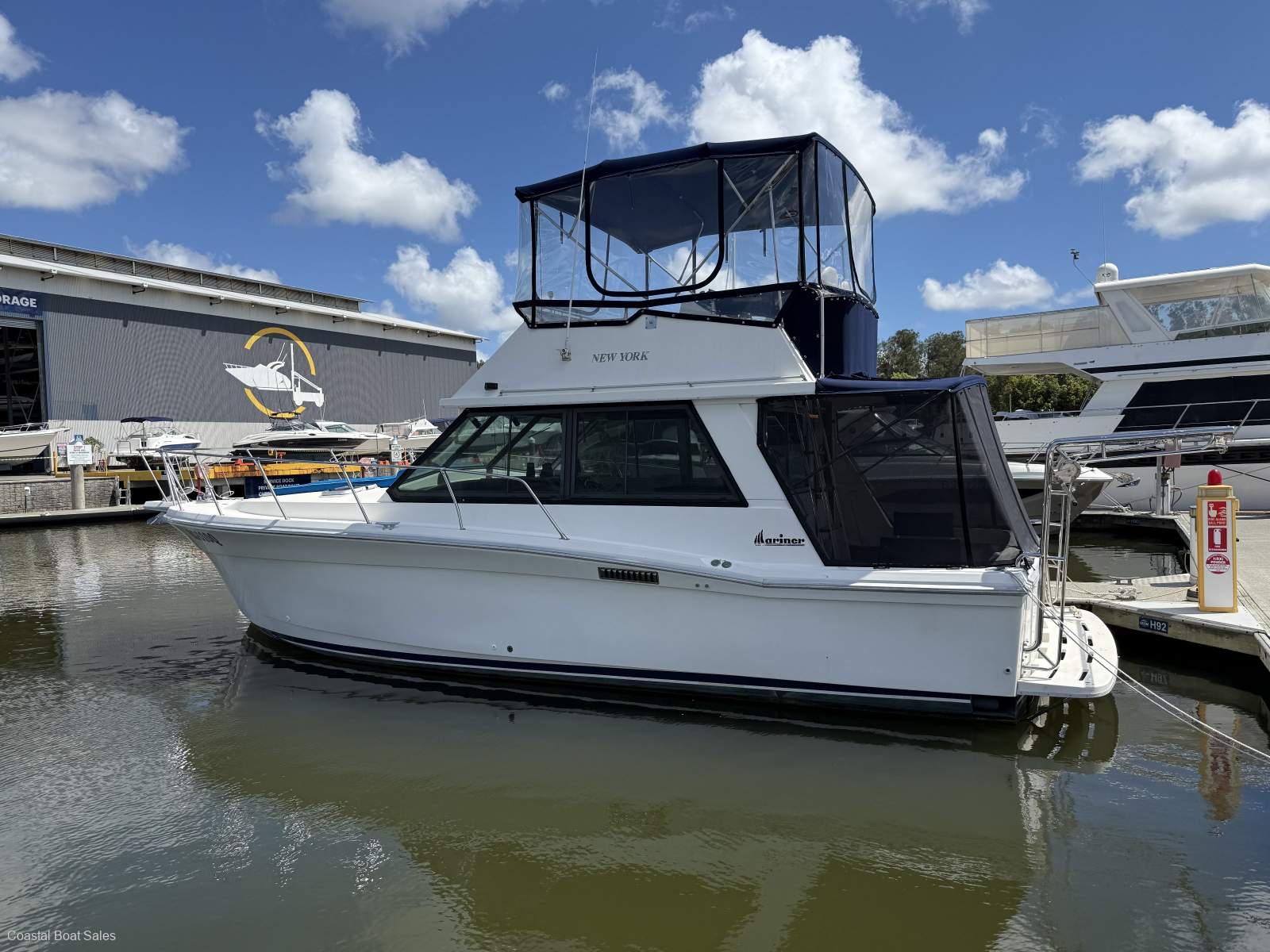Mariner 3400 Flybridge