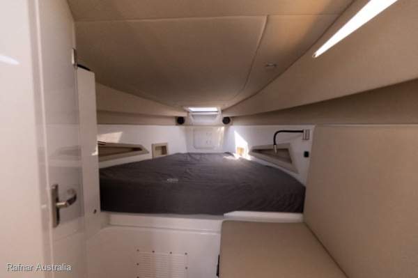 Rafnar Cross Cabin Rafnar 40 Cross Cabin - TITAN