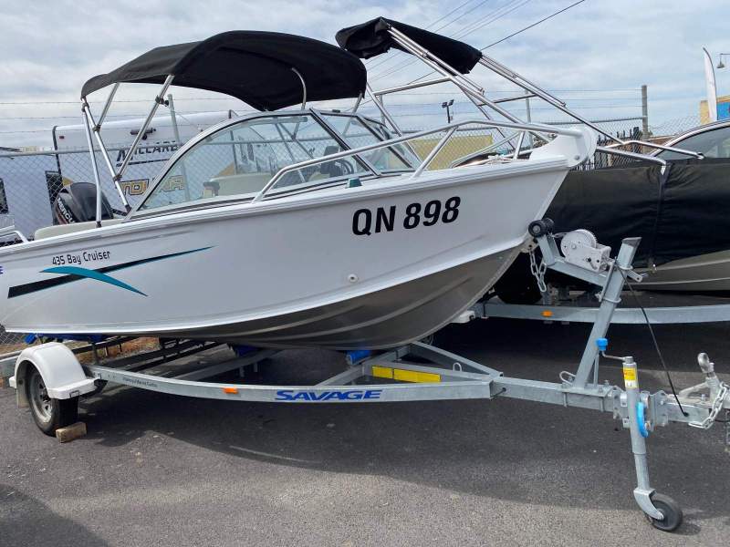 Savage 435 Bay Cruiser