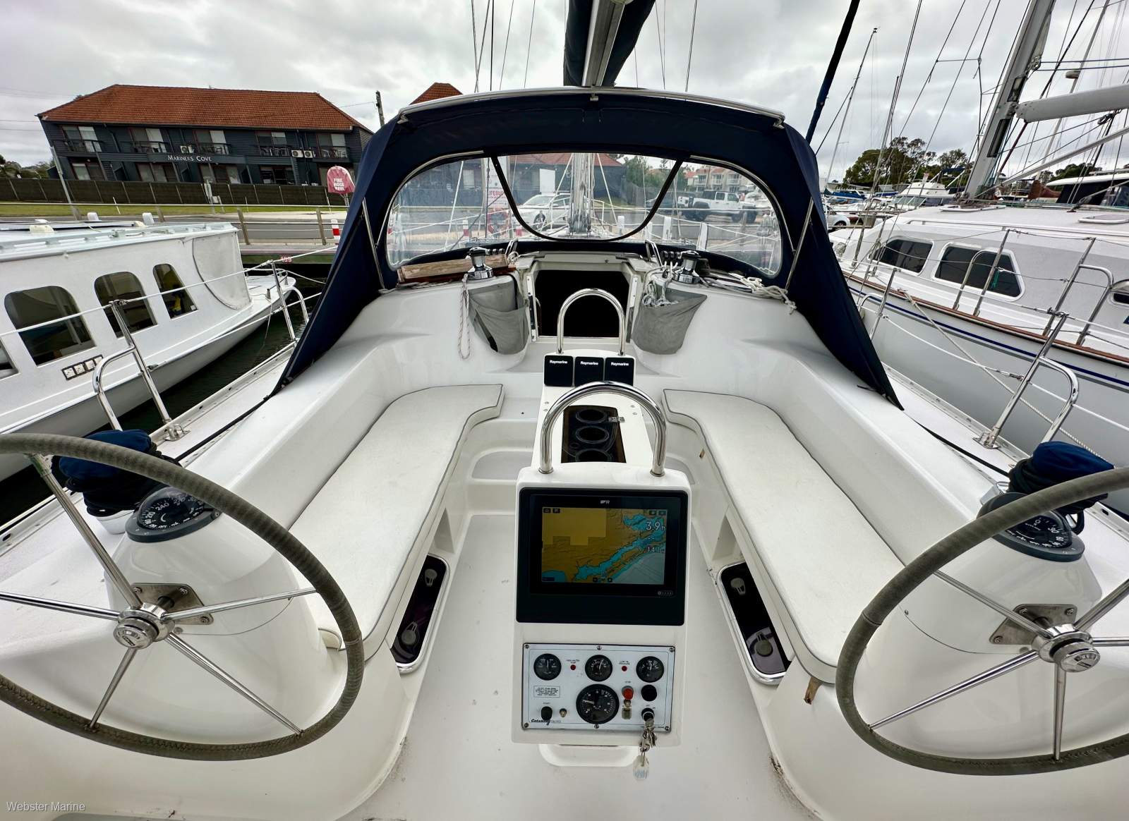 Catalina 400 MK II