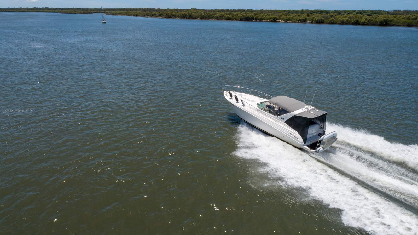 Riviera M370 Sports Cruiser