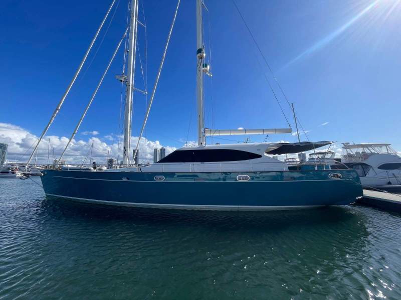 Huntress 94 Sailing Motor Yacht Custom Built -Long Range Crusing Yacht