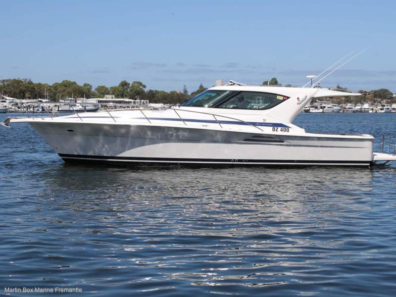 Riviera 4000 Offshore with Twin Volvo 480Hp Diesels