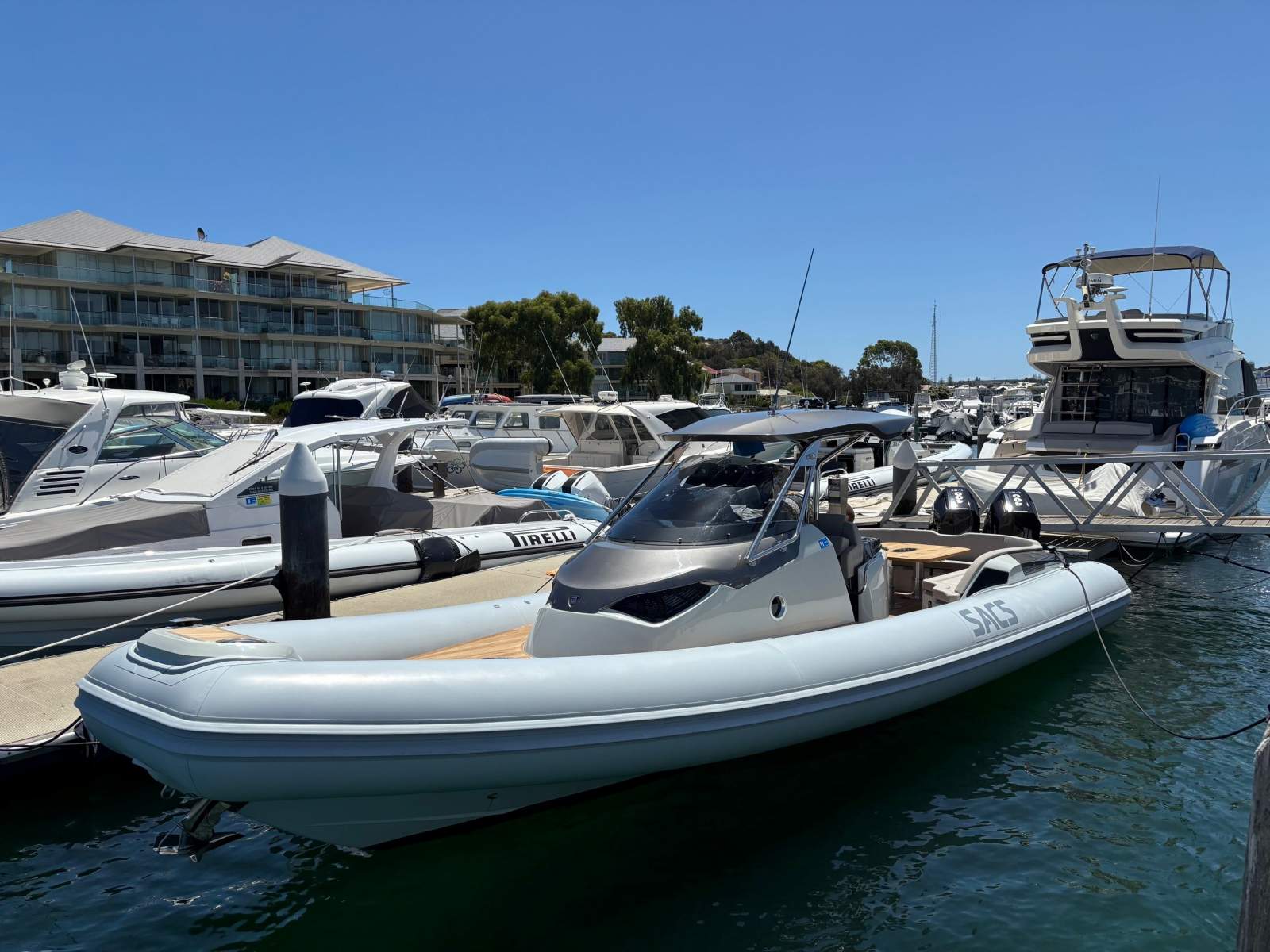 SACS Marine Strider 11