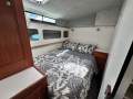 Thomascraft 38 Flybridge Cruiser " Repowered with 2 x 400hp Diesels ":Master Cabin , New Mattress
