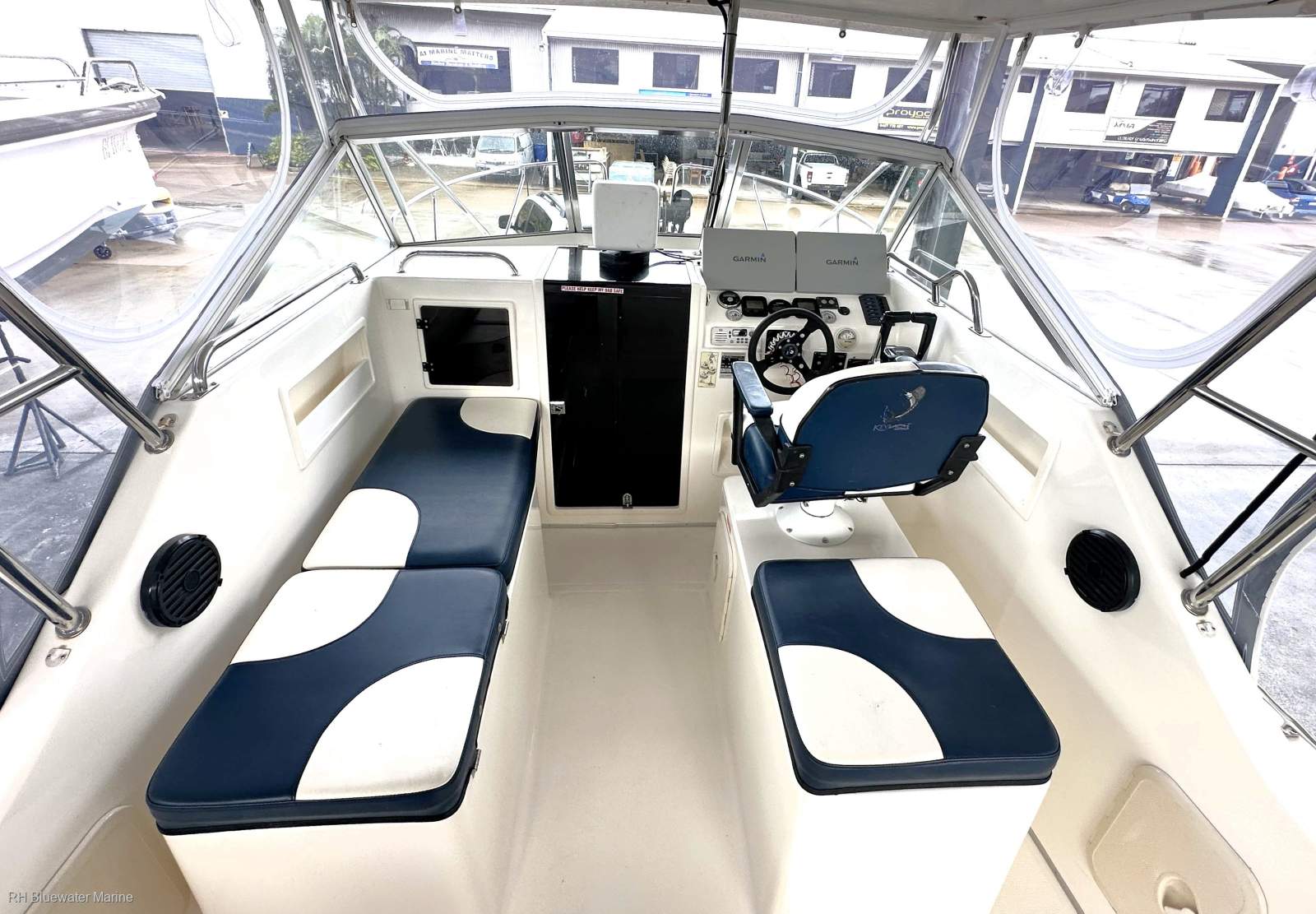 Kevlacat 2400 Offshore