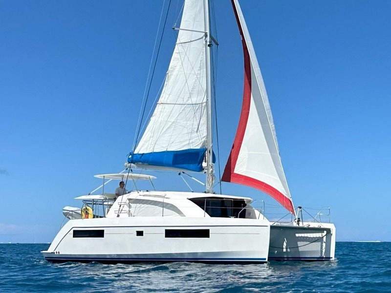 Leopard Catamarans 40