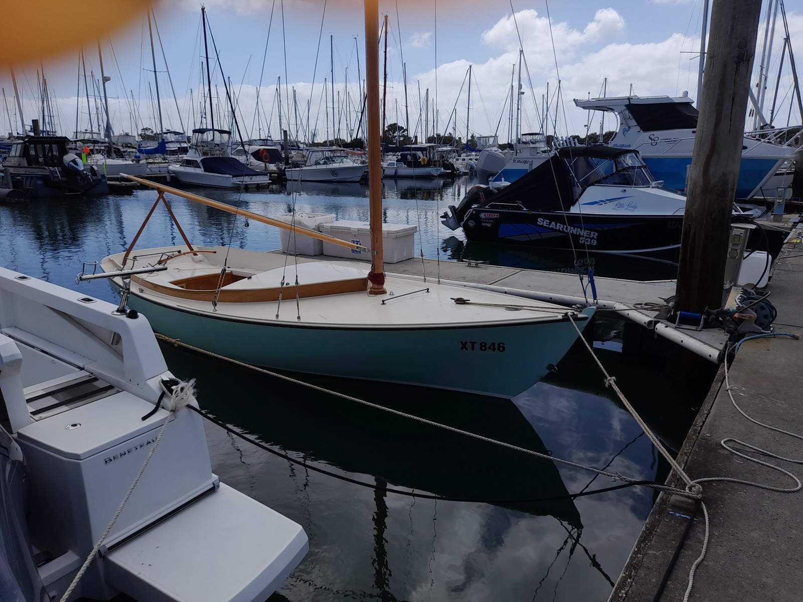Herreshoff Flatfish Class 20'3" timber Day Sailer, plans by Joel White