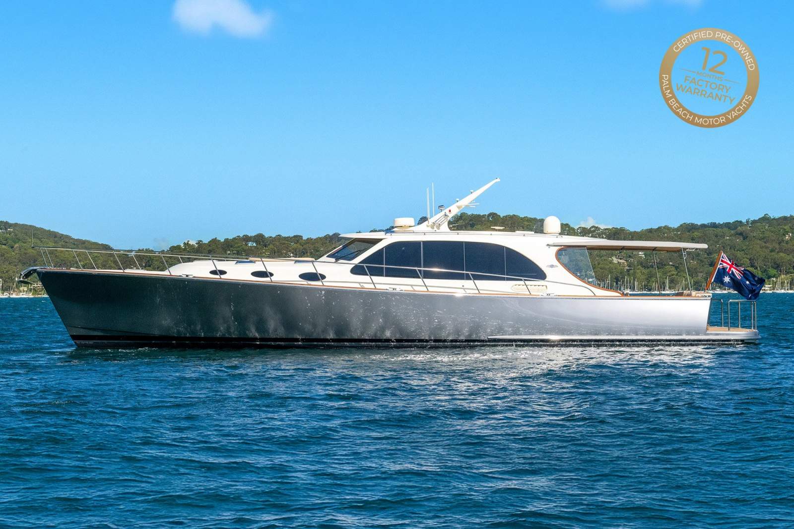 Palm Beach Motor Yachts 65