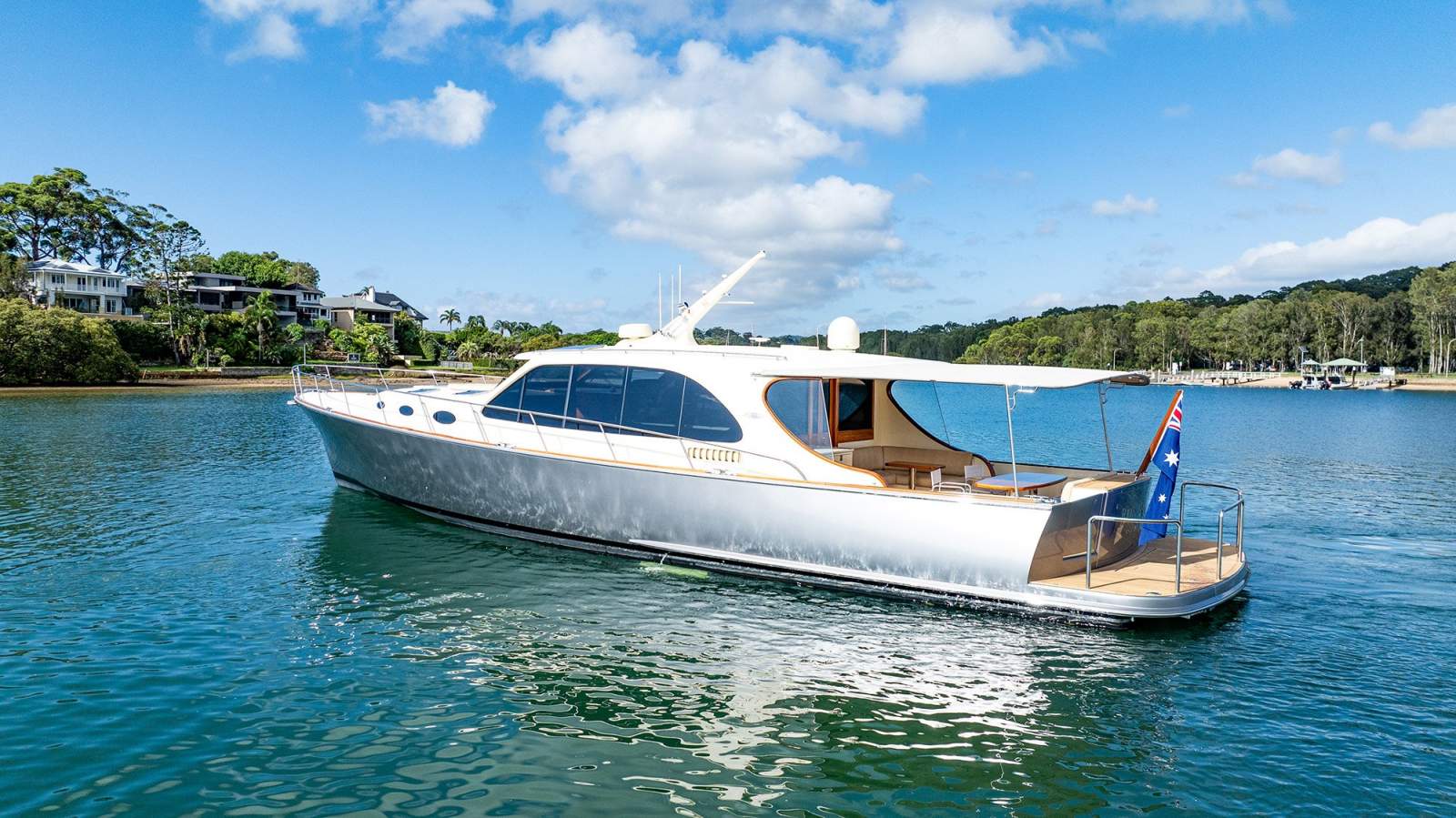 Palm Beach Motor Yachts 65