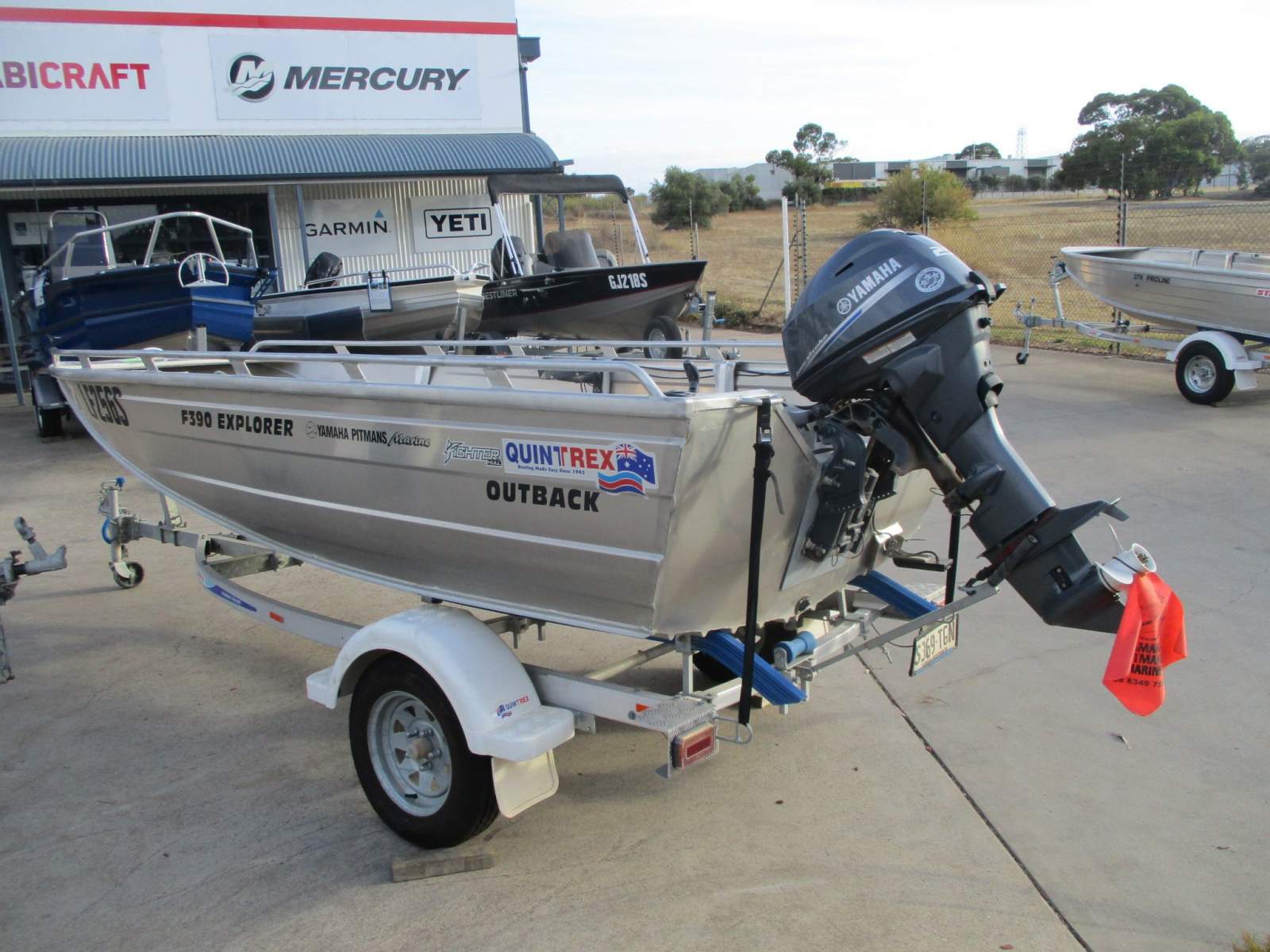 Quintrex F390 Explorer