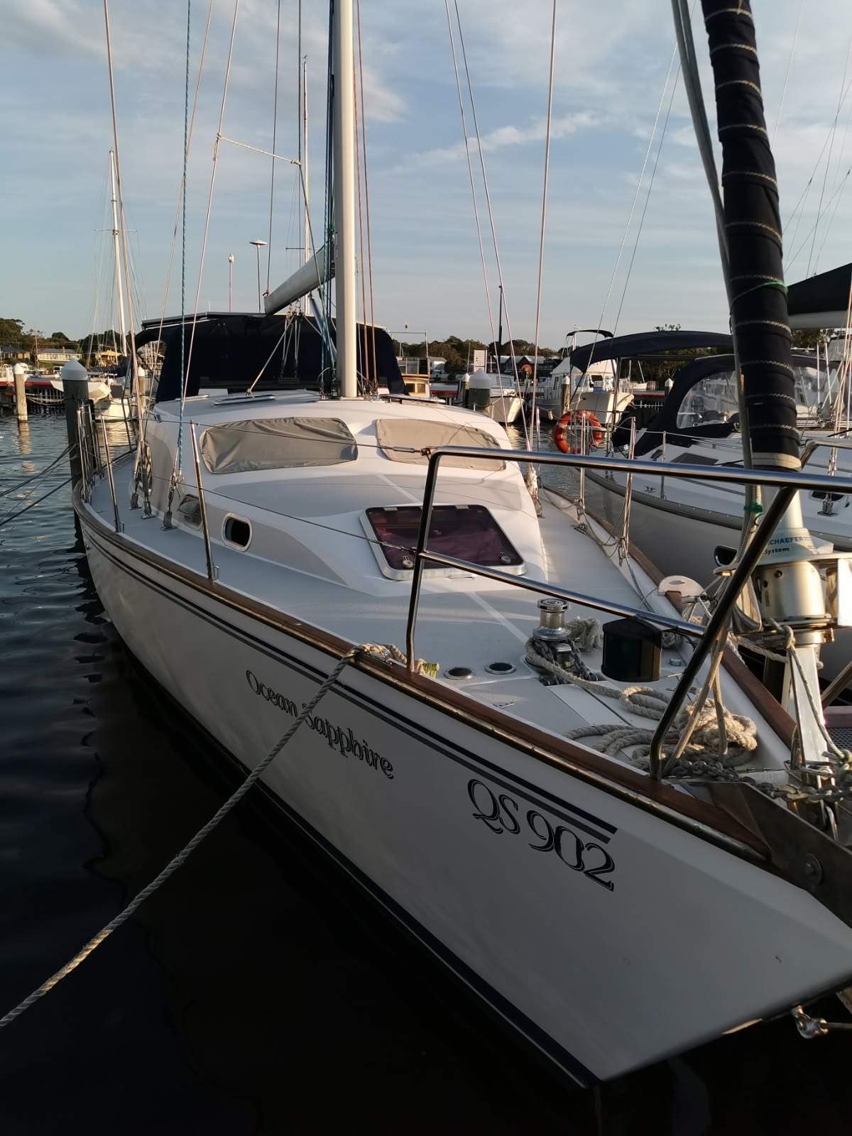 Catalina 440 Deck Saloon WING KEEL