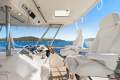 Riviera 47 Flybridge - Hydraulic Swim Platform