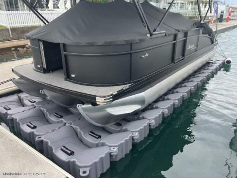 Modular Docking for Barletta Pontoon Boats