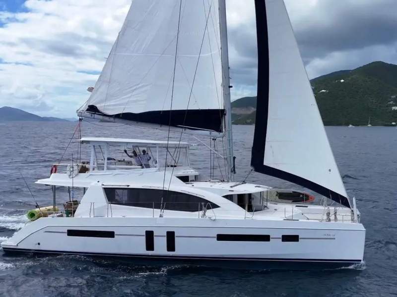Leopard Catamarans 58