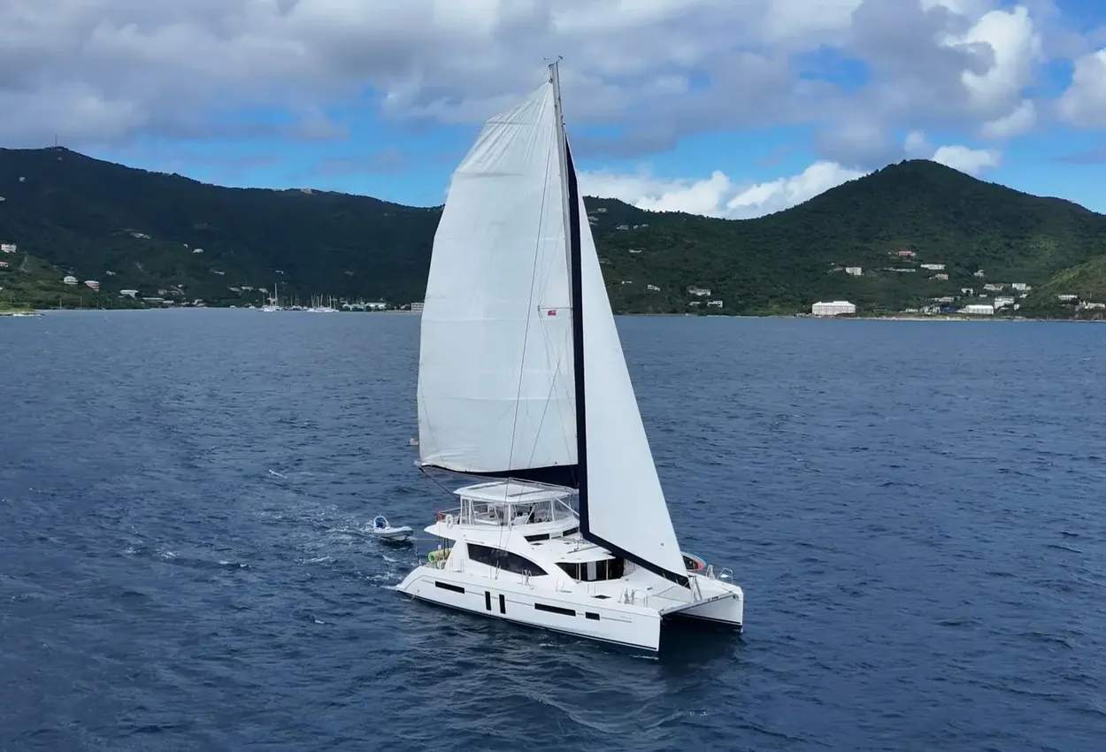 Leopard Catamarans 58