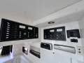 Mustang 3800 Sportcruiser " BOW THRUSTER and AIRCOND ":electric panels