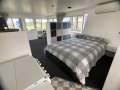 THUMBELINA. Immaculate, Alloy Pontoon, Houseboat.