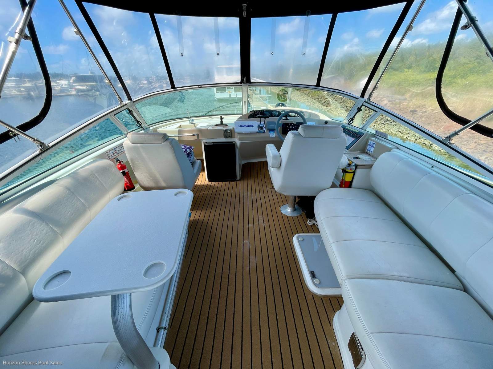 Carver 36 Mariner