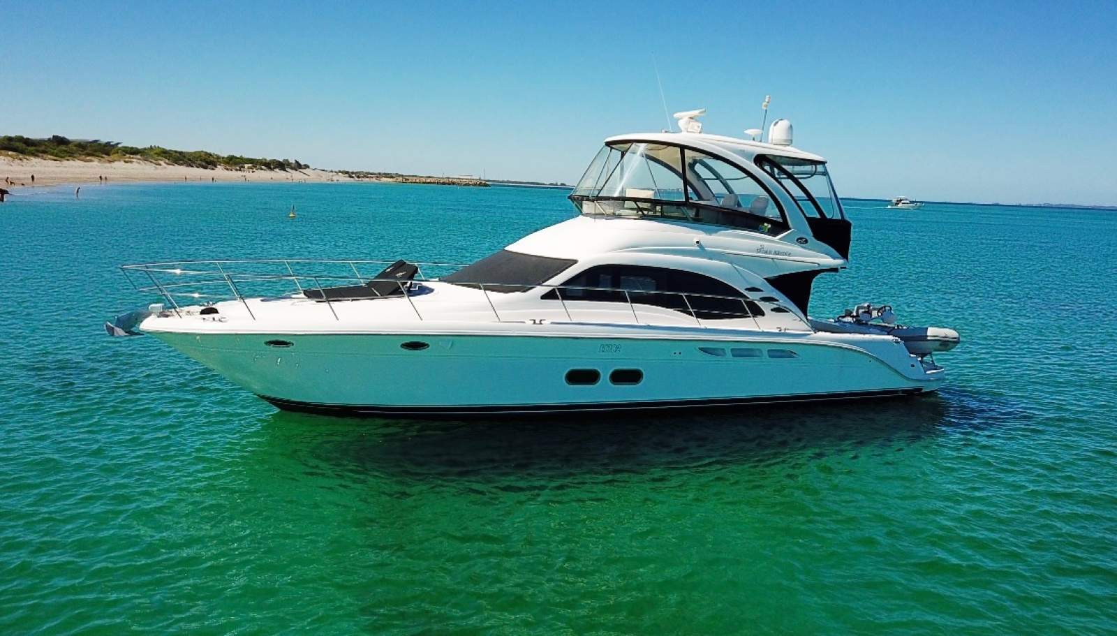 Sea Ray 52 Sedan Bridge