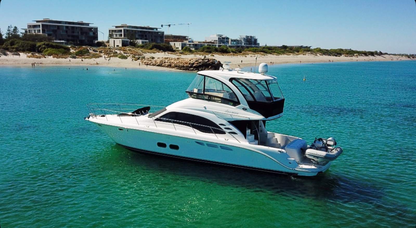 Sea Ray 52 Sedan Bridge
