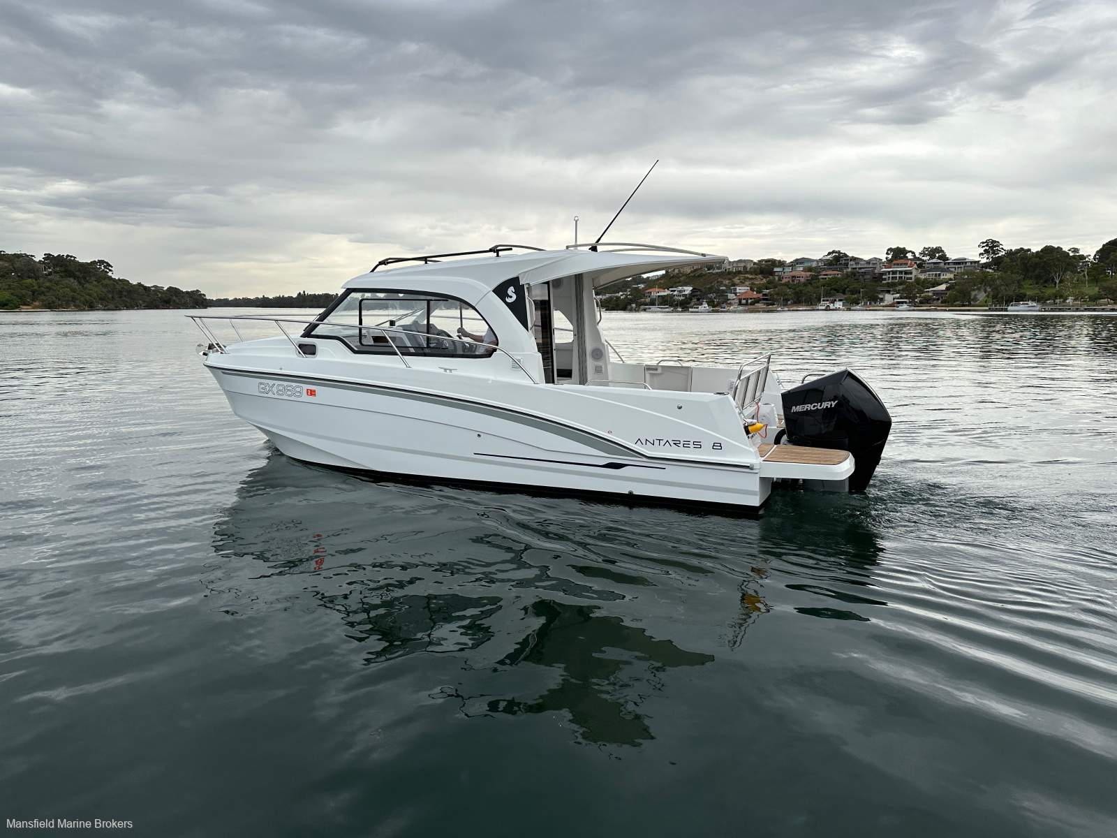 Beneteau Antares 8 OB V2 Highly specd and ready to go!