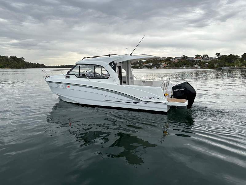Beneteau Antares 8 OB V2 Highly specd' and ready to go!