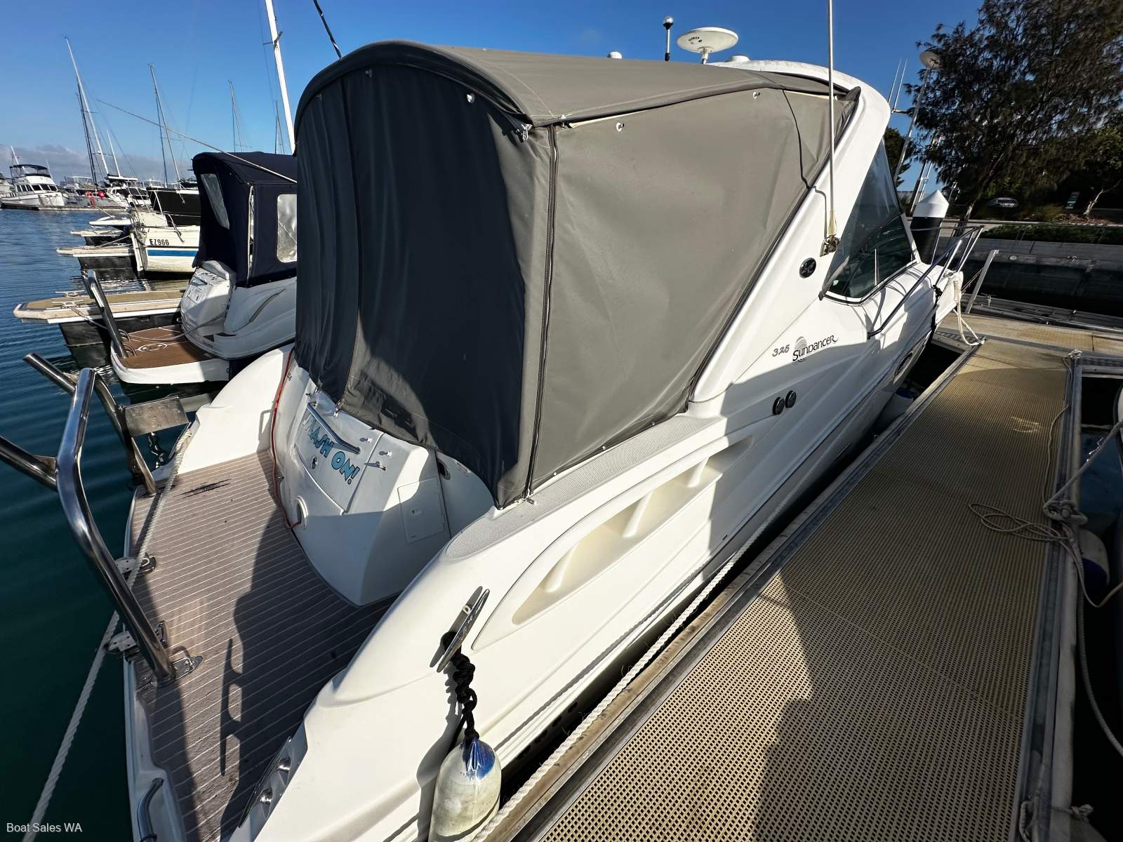 Sea Ray 325 Sundancer 2006 Model Twin 5L Mpi Mercruisers 562Hrs