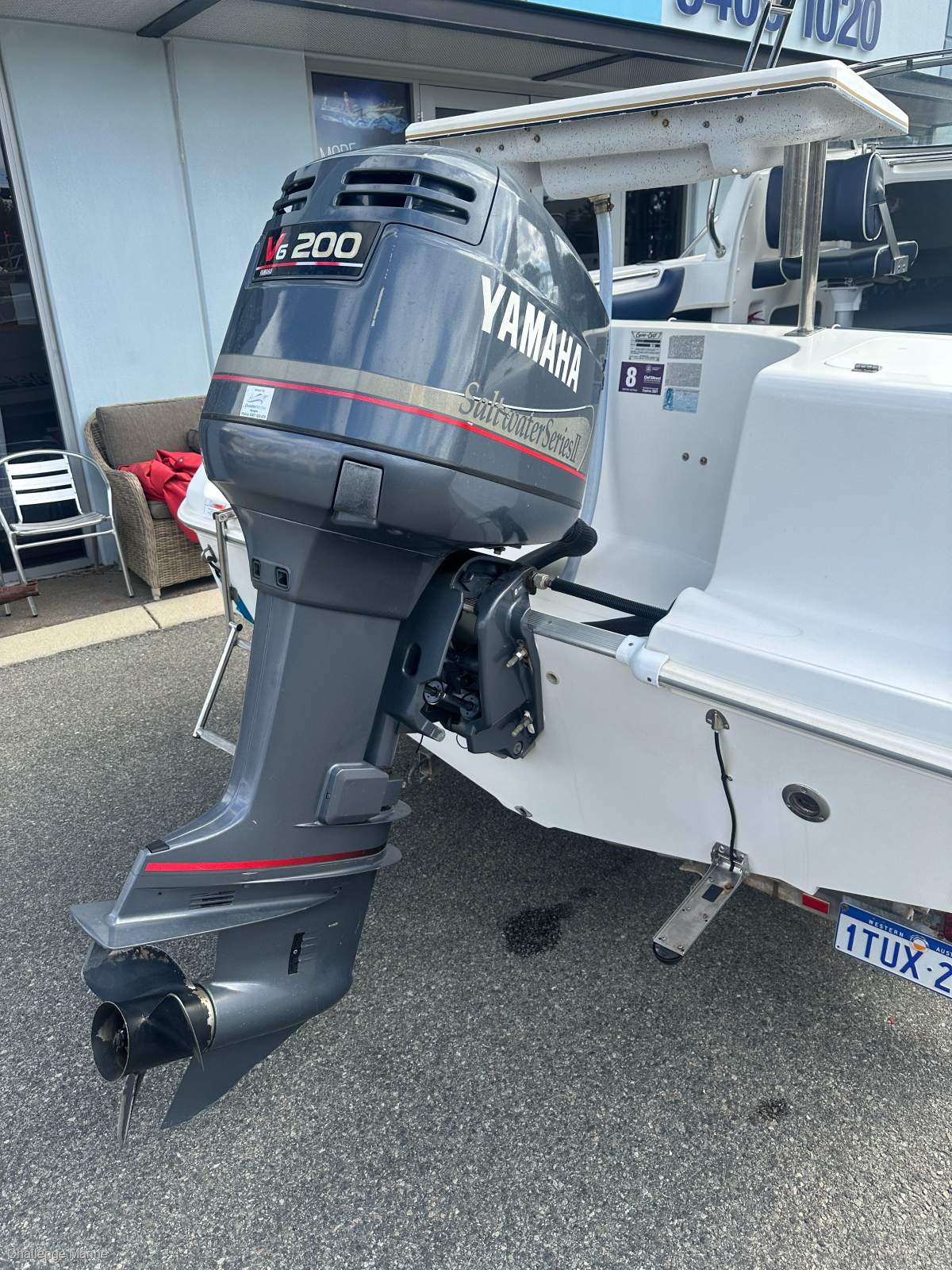 CruiseCraft Outsider 625 with Yamaha 200HP 2 Stroke