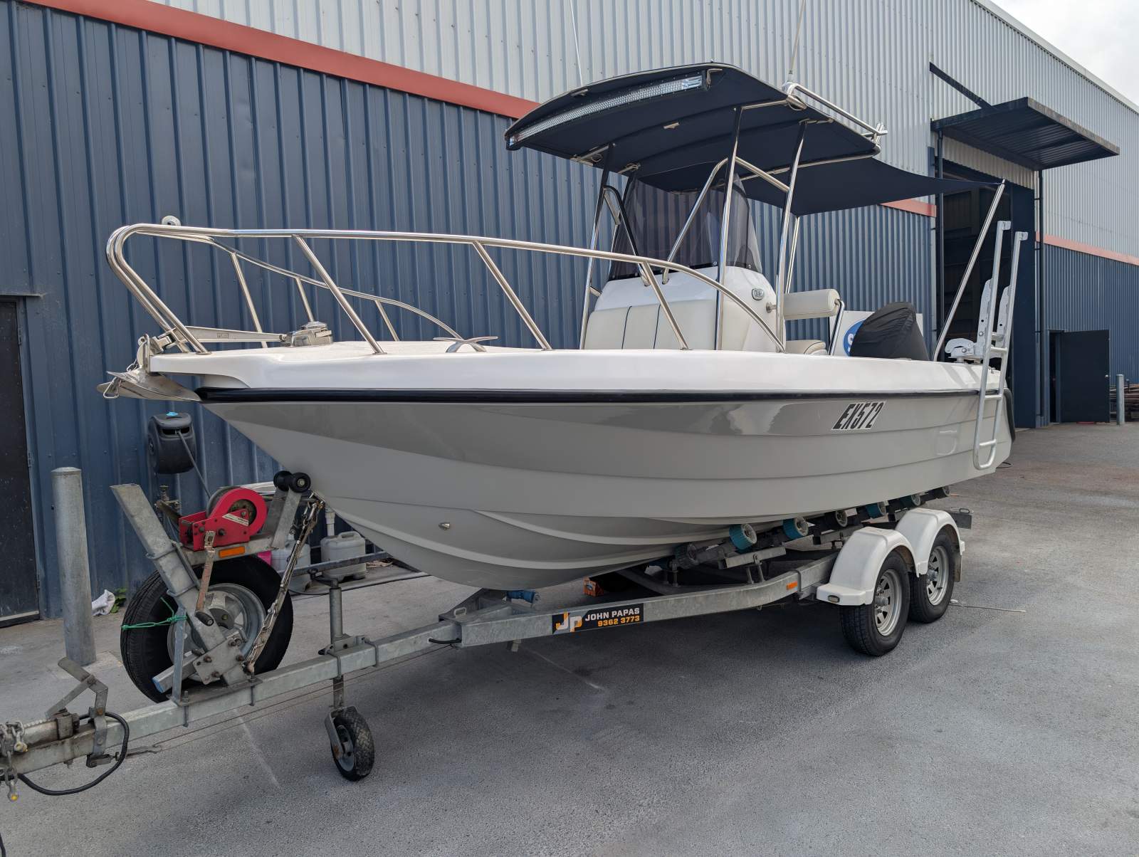 Bonito 580 Custom Centre Console