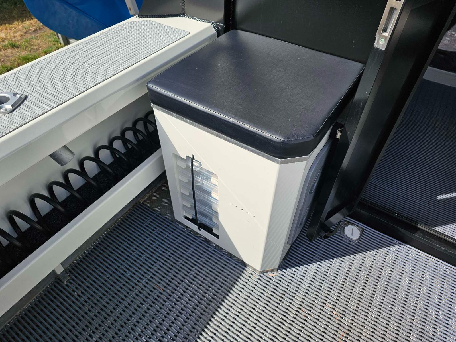 Bar Crusher 780 HTP Pilothouse version